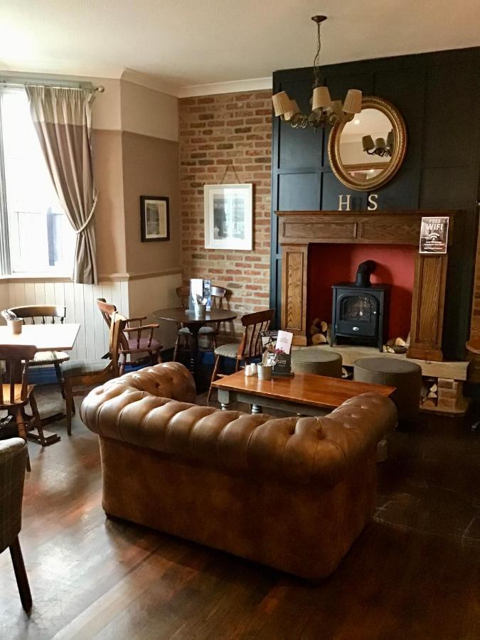 Forest Hall The Holystone Bar & Restaurant酒店 外观 照片